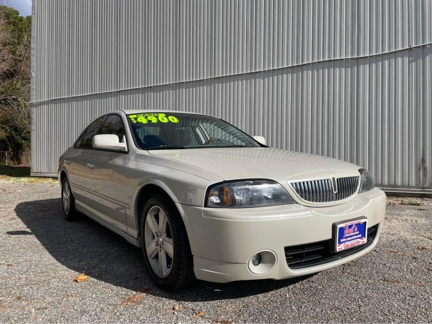 2006 white /gray Lincoln LS Ultimate (1LNFM87A06Y) with an 3.9 V8 engine, Automatic transmission, located at 5700 Curlew Drive, Norfolk, VA, 23502, (757) 455-6330, 36.841885, -76.209412 - Photo#6